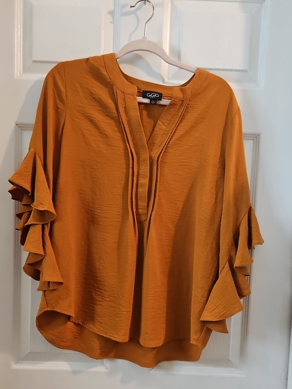 Gigio Mustard Ruffle-Sleeve Tunic Top